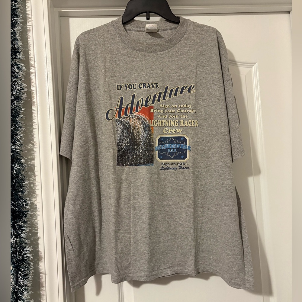 Men’s Hersheypark Lightning Racer T-Shirt